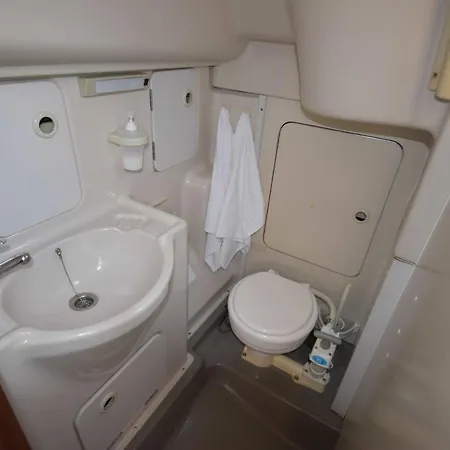 بوتيل Arecadina Lisboa