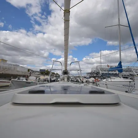 船上ホテル Arecadina リスボン